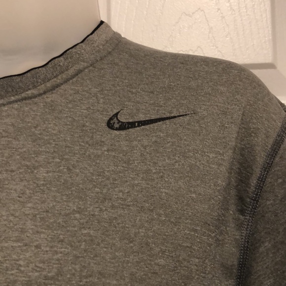 Nike Pro Combat Dri Fit T-Shirt  Size L - Picture 2 of 10